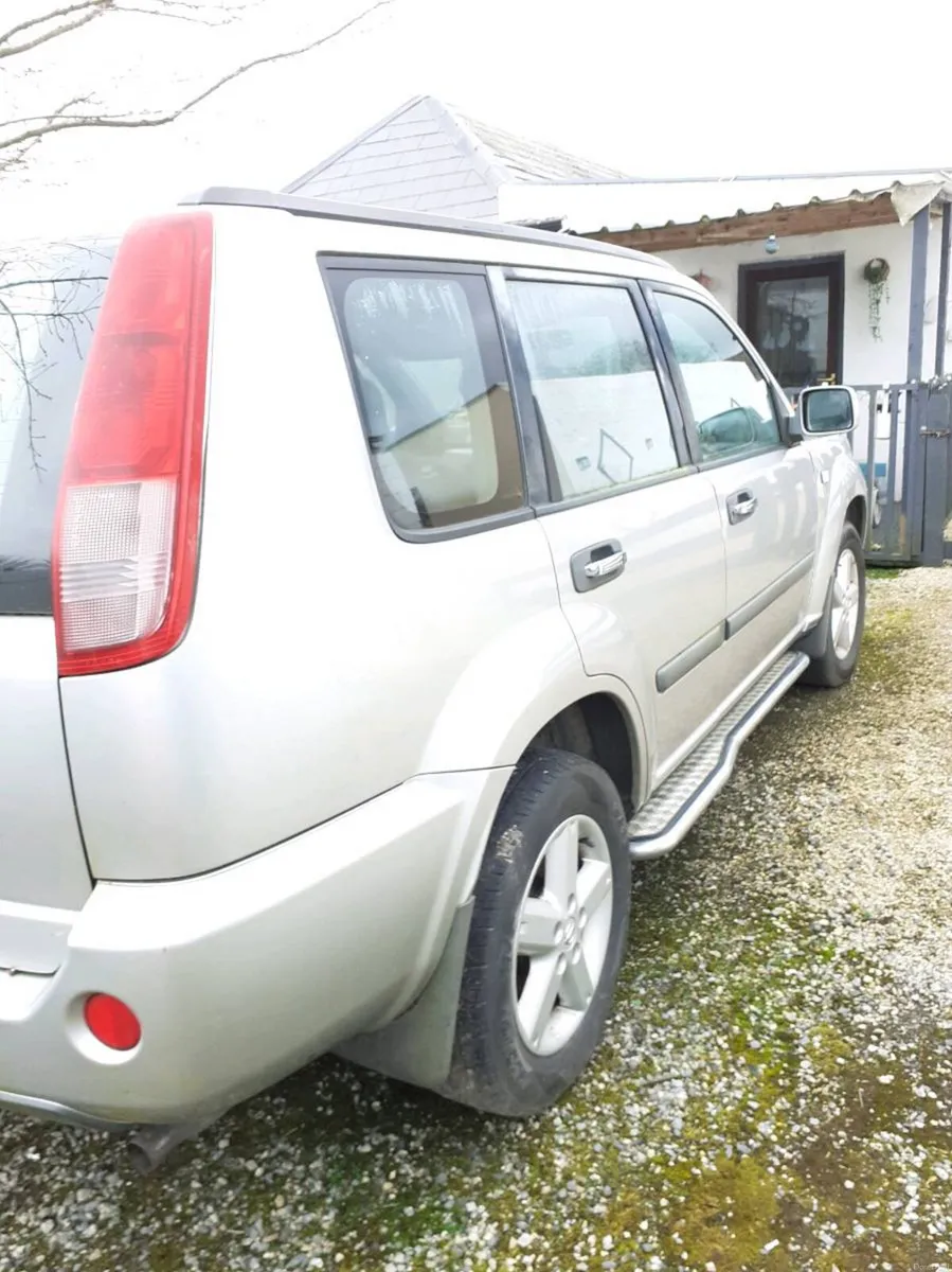 06 nissian x trail jeep - Image 4