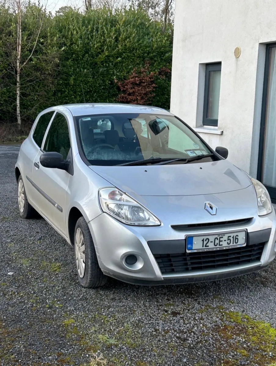 Renault Clio 2012 - Image 1
