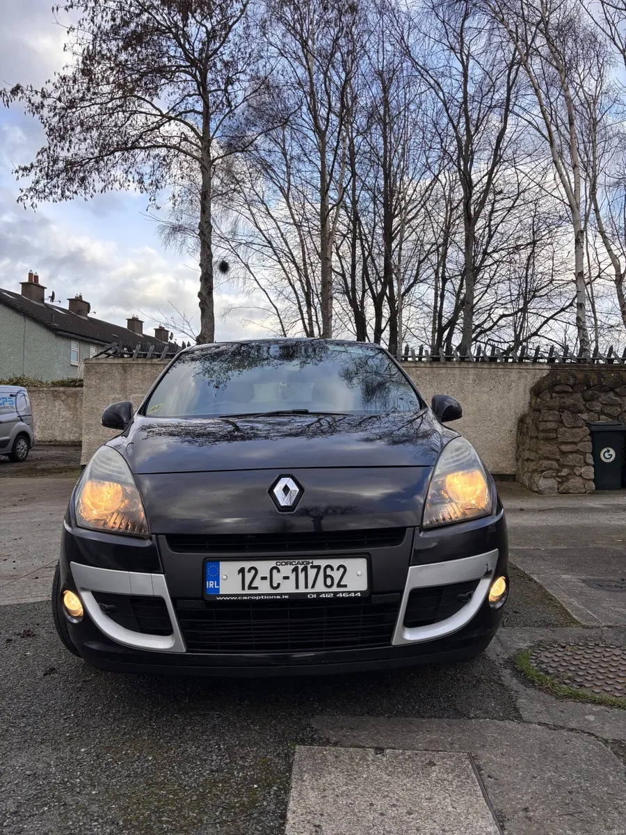 Renault Scenic 2012 - Image 2