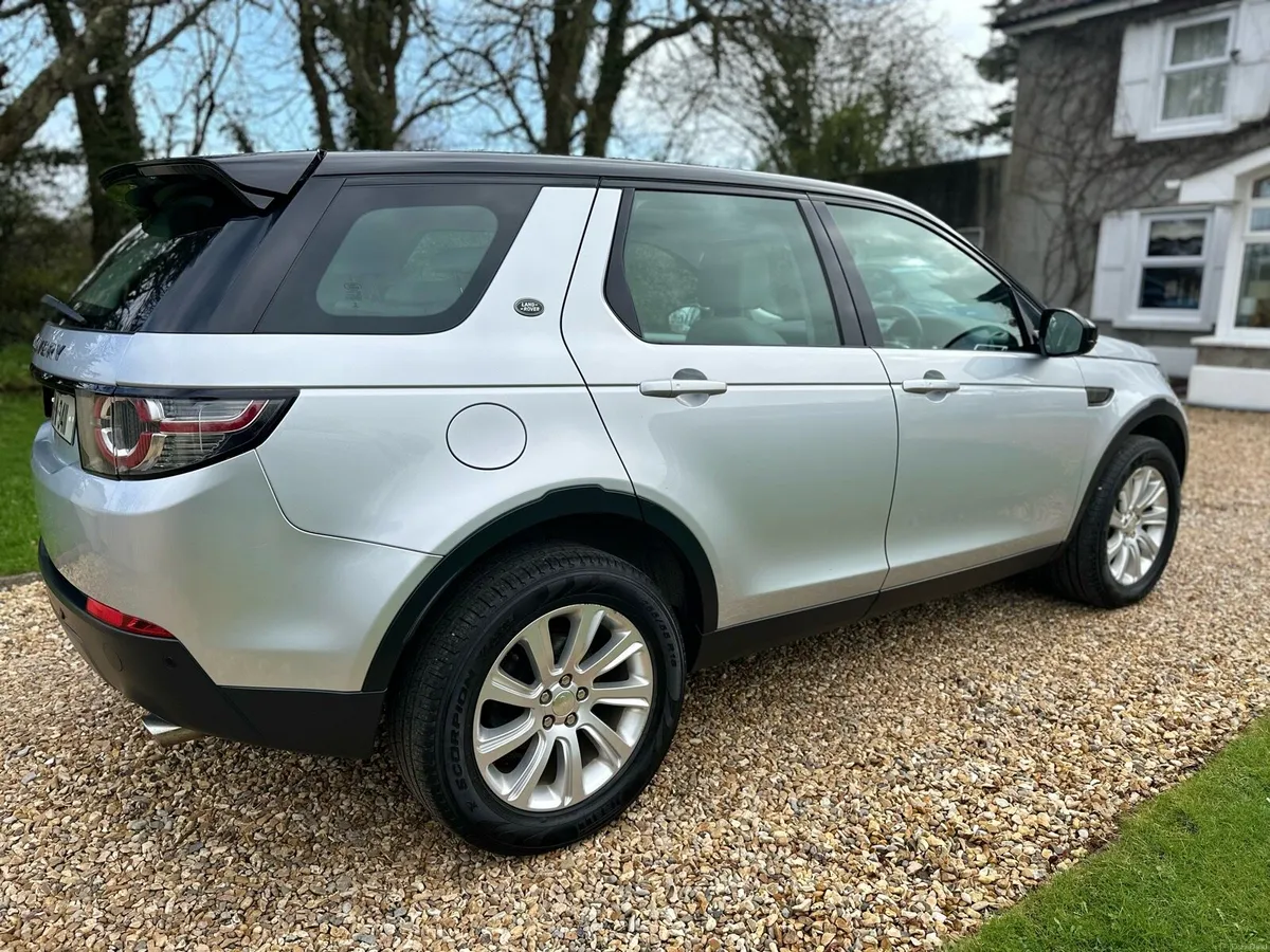 Discovery Sport 2.2 Auto 4x4 NCT 02/27 Taxed - Image 2