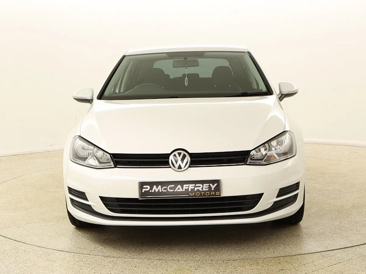 2015 Volkswagen Golf 1.6 TDI Bluemotion 110 BHP - Image 2