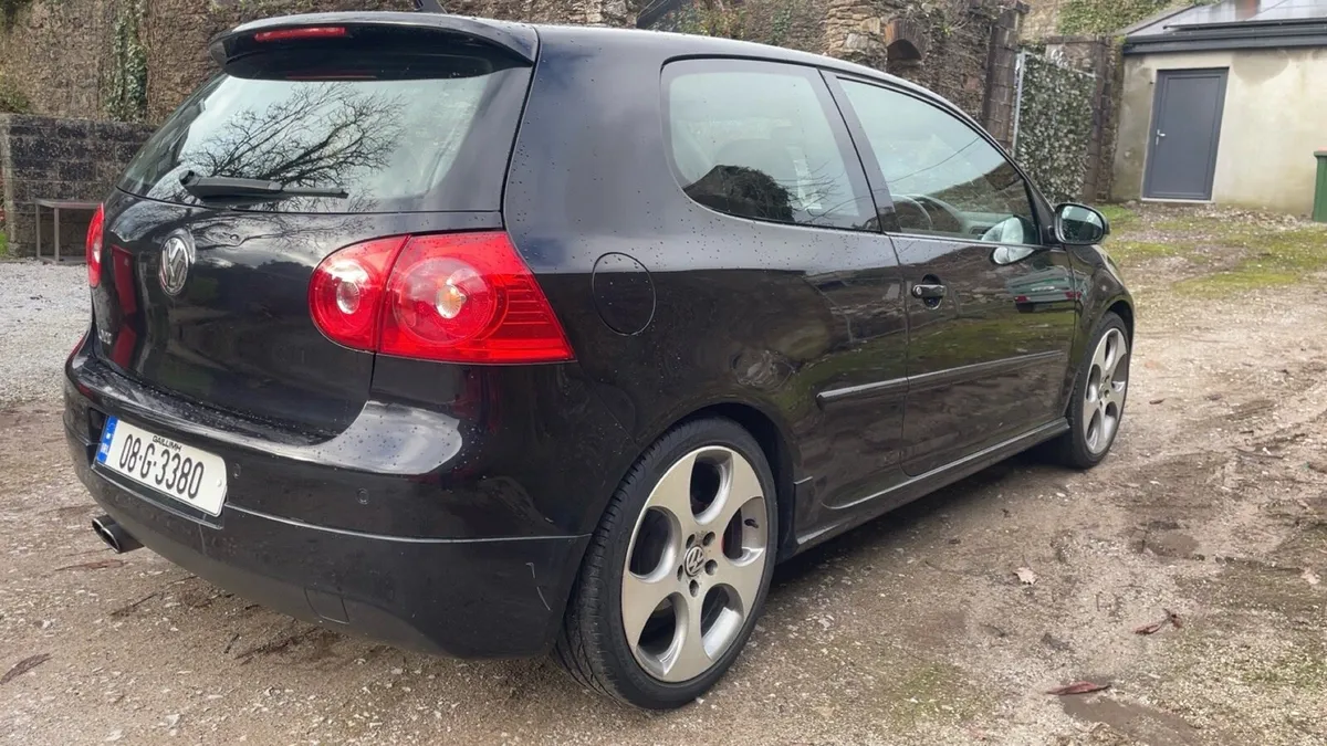 Volkswagen Golf GTI - Image 4