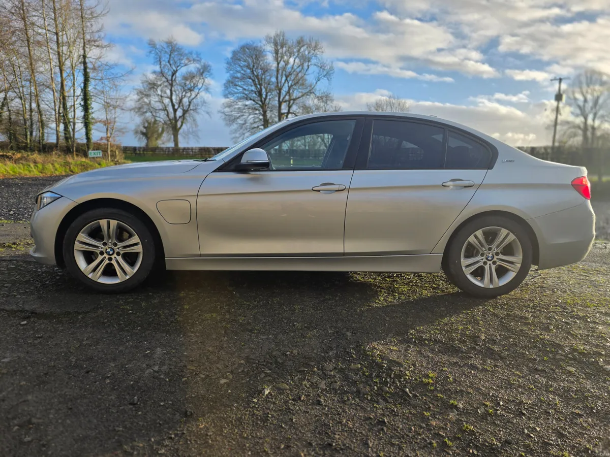 BMW 3-Series hybrid ( NCT and TAX ) !!! - Image 4