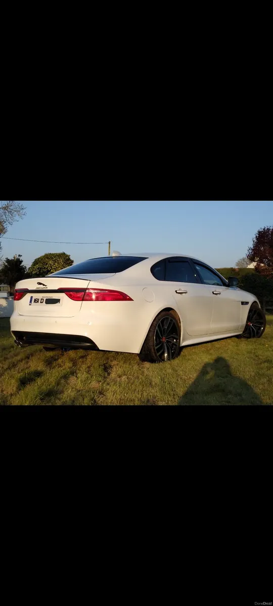 Jaguar XF R-SPORT - Image 3