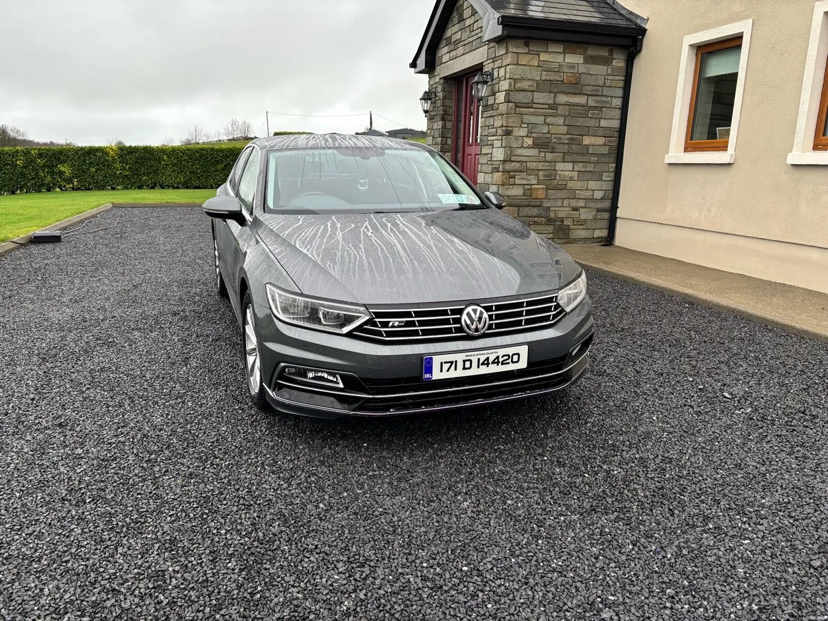 2017 VW Passat 2.0 Tdi Highline 4motion - Image 2