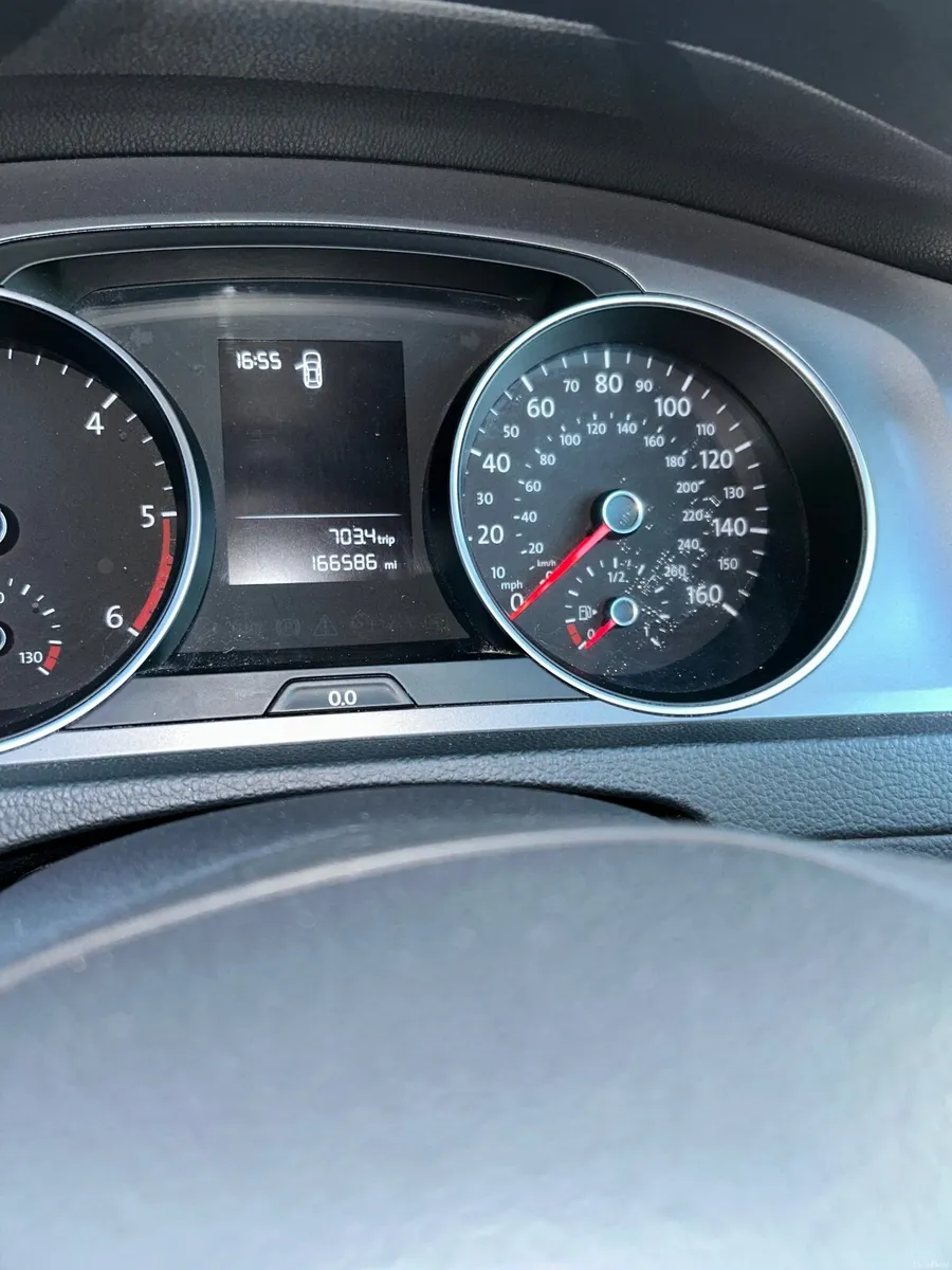 Volkswagen Golf 2013 - Image 2