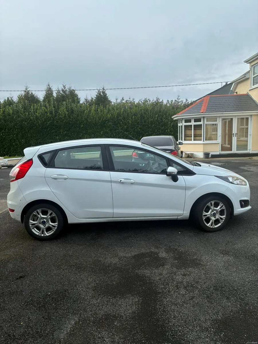 Ford Fiesta - Image 3