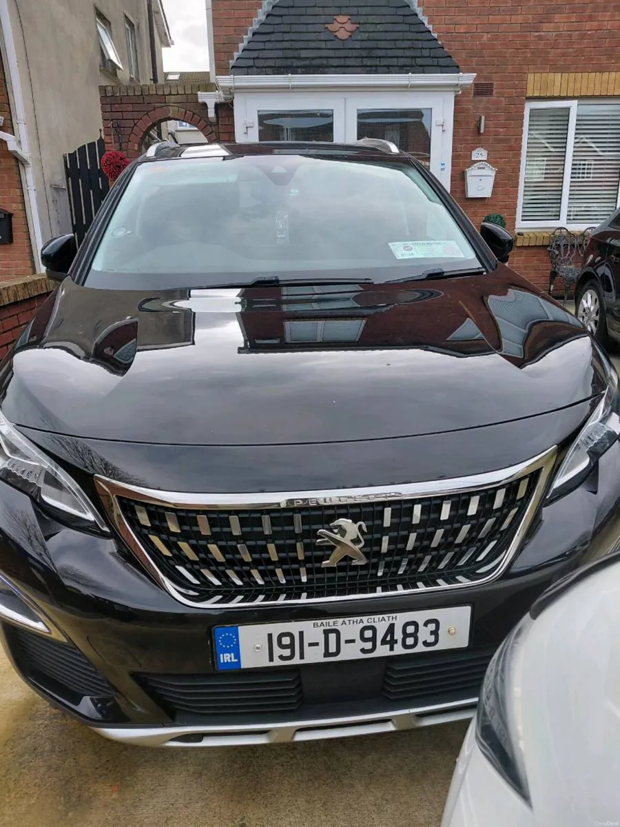 Puegeuot 3008 - Image 2