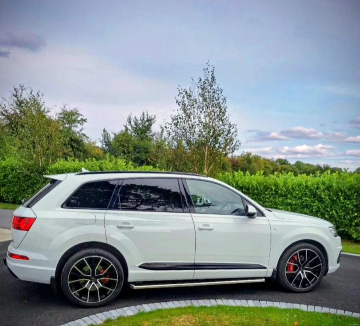Audi q7 - Image 1