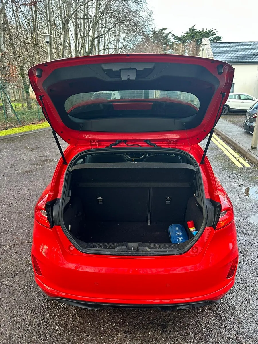 Ford fiesta ST line - Image 3