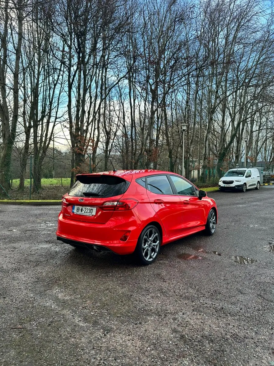 Ford fiesta ST line - Image 4