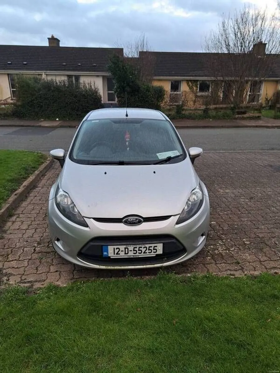 2012 Ford Fiesta - Image 1