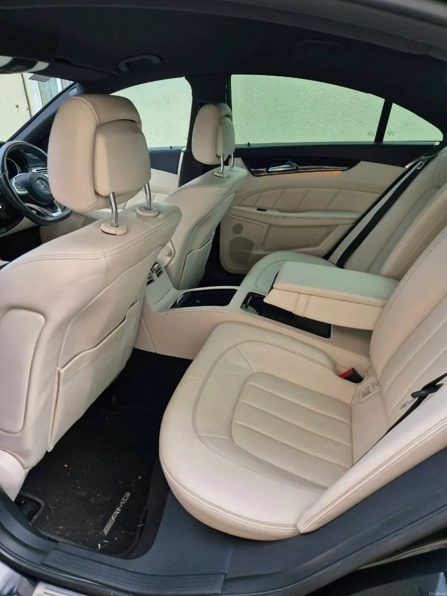 Mercedes Benz CLS 220 AMG - Image 5