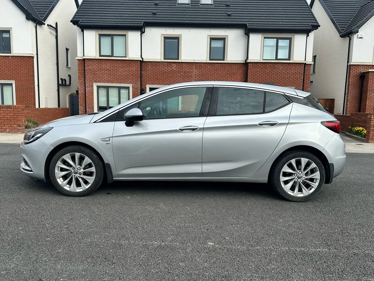 Opel Astra 1.6 SRi 130ps - Image 4