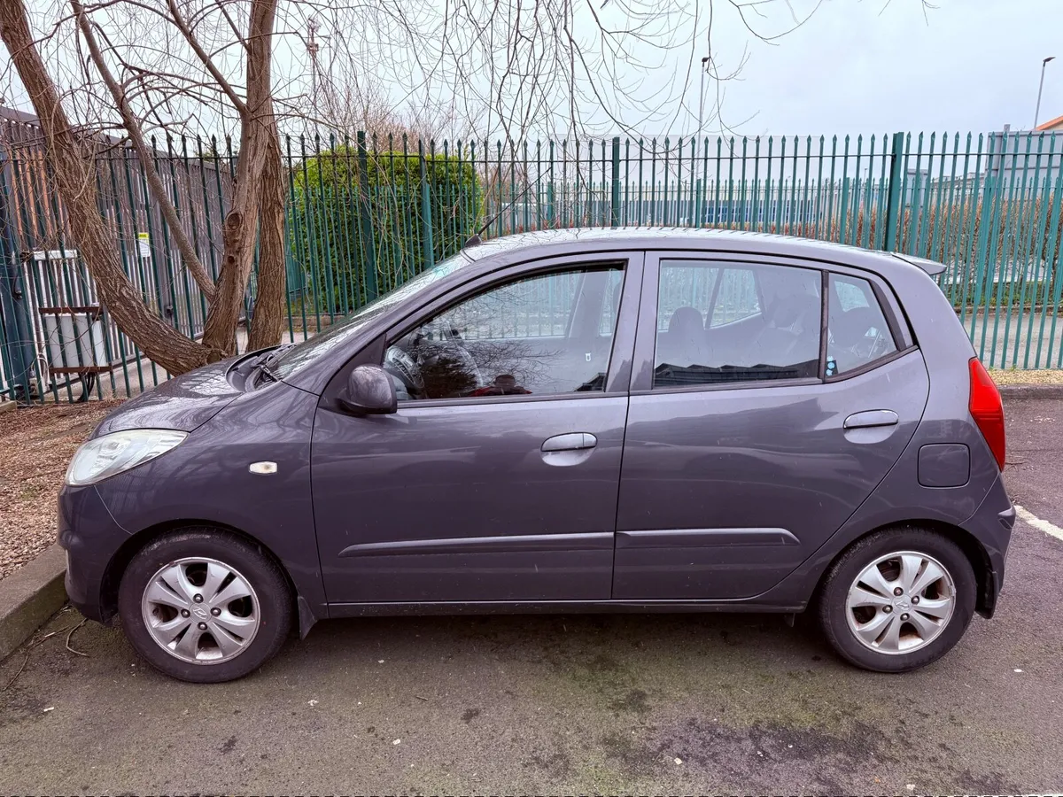 Hyundai i10 2011 - Image 4