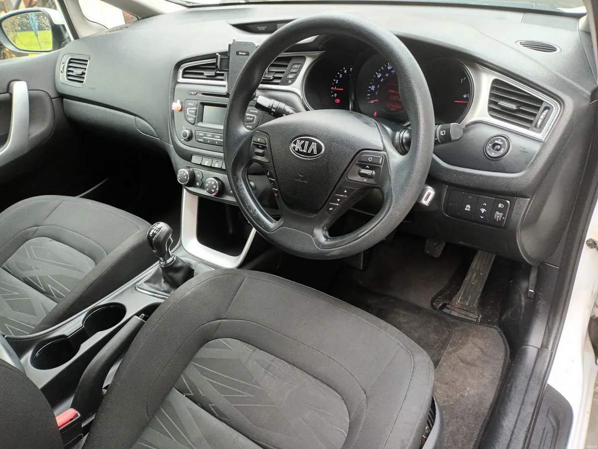Kia Ceed 2016 - Image 3