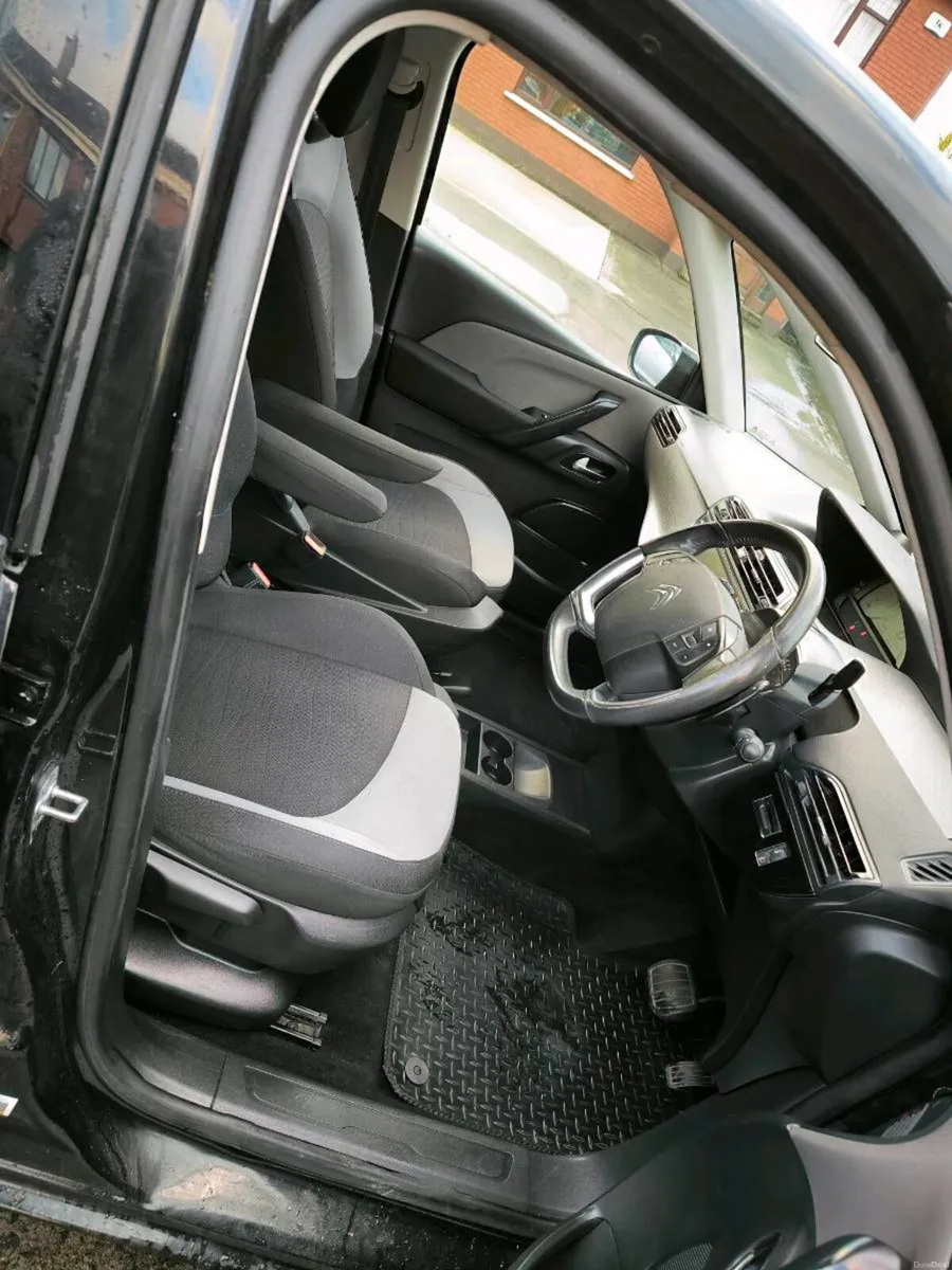 Citroen c4 grand picasso 7seater - Image 2