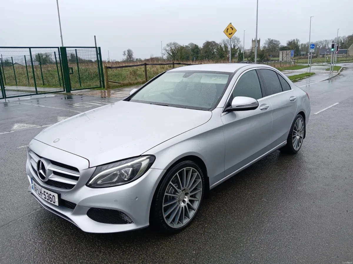 Mercedes-Benz C-Class 220D/AMG Line 2016 - Image 2