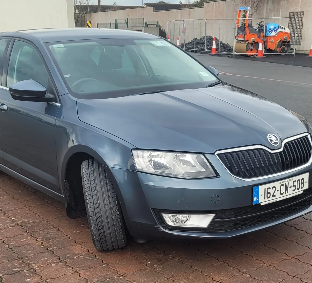162 Skoda Octavia Style 1.6TDI Excellent Condition - Image 4