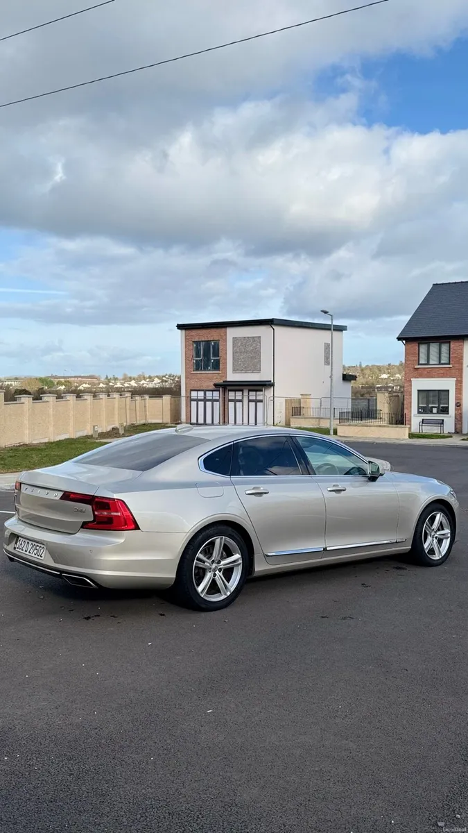 Volvo s90 - Image 3