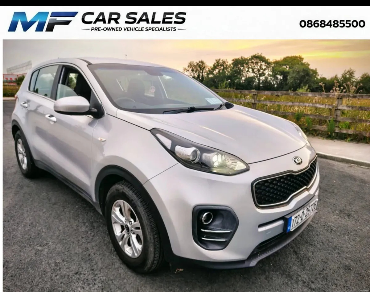 KIA SPORTAGE 1.7 DIESEL  PLATINUM  EDITION - Image 1