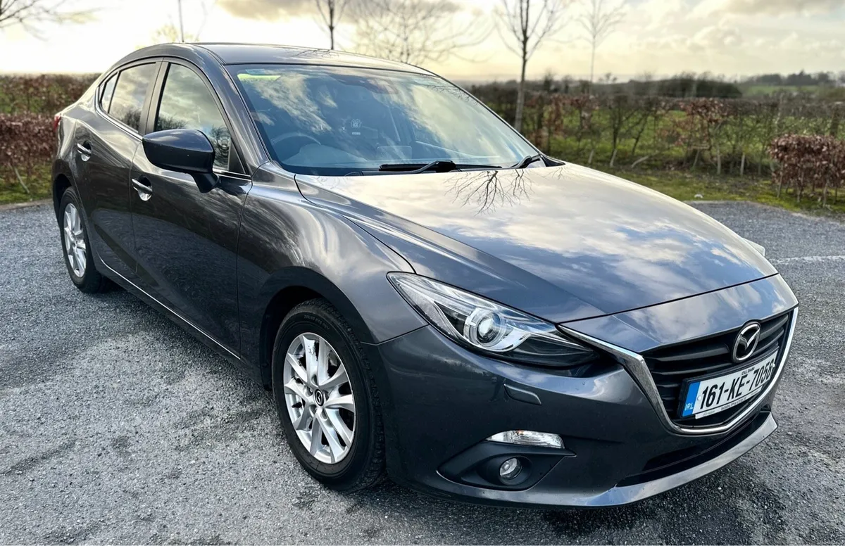 Mazda 3 2.2D Skyactiv-d Se-l NAV 4DR) - Image 1