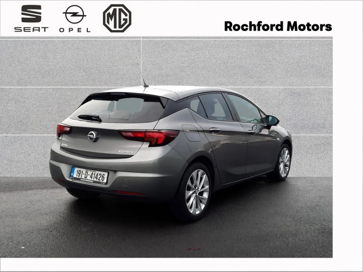 Opel Astra SC 1.6 CDTI 110PS 5DR - Image 4