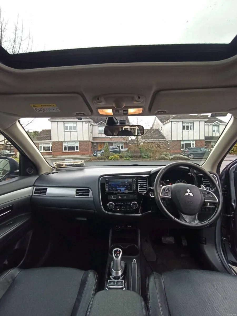 Mitsubishi outlander PHEV GX4H - Low miles - Image 4