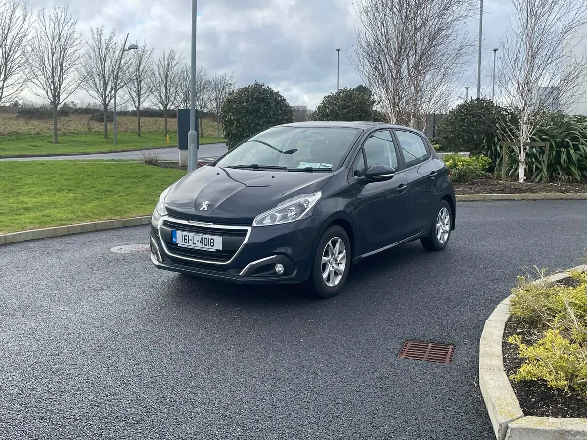 2016 Peugeot 208 08/26 tax 10/26 1.2 petrol - Image 3