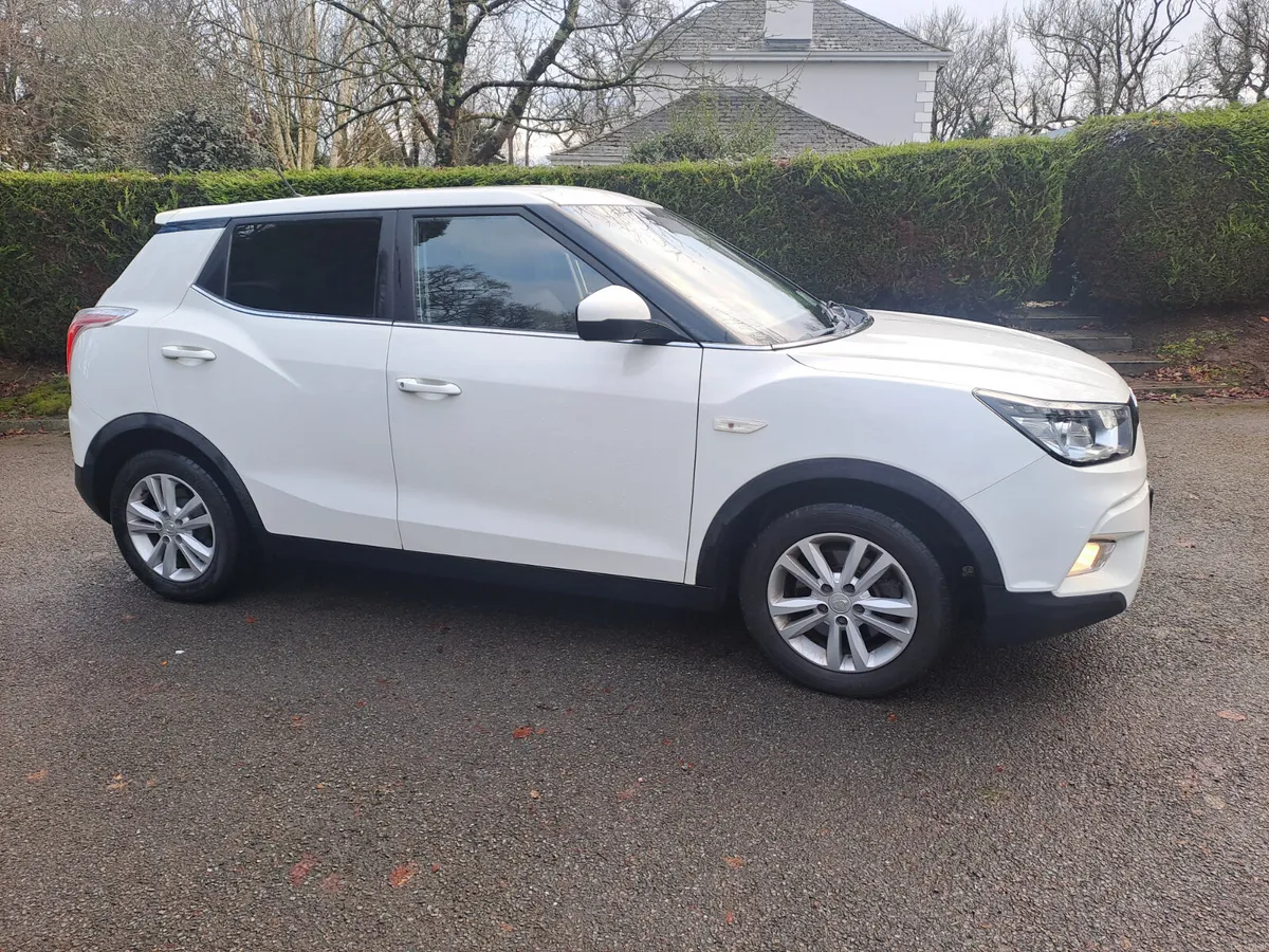 SsangYong Tivoli 2016 - Image 2