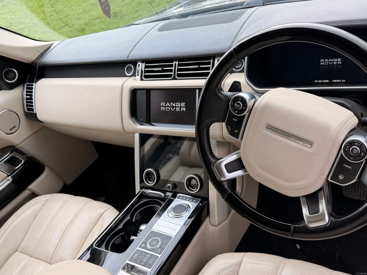 Range Rover 4,4 Autobiography NI plates - Image 6