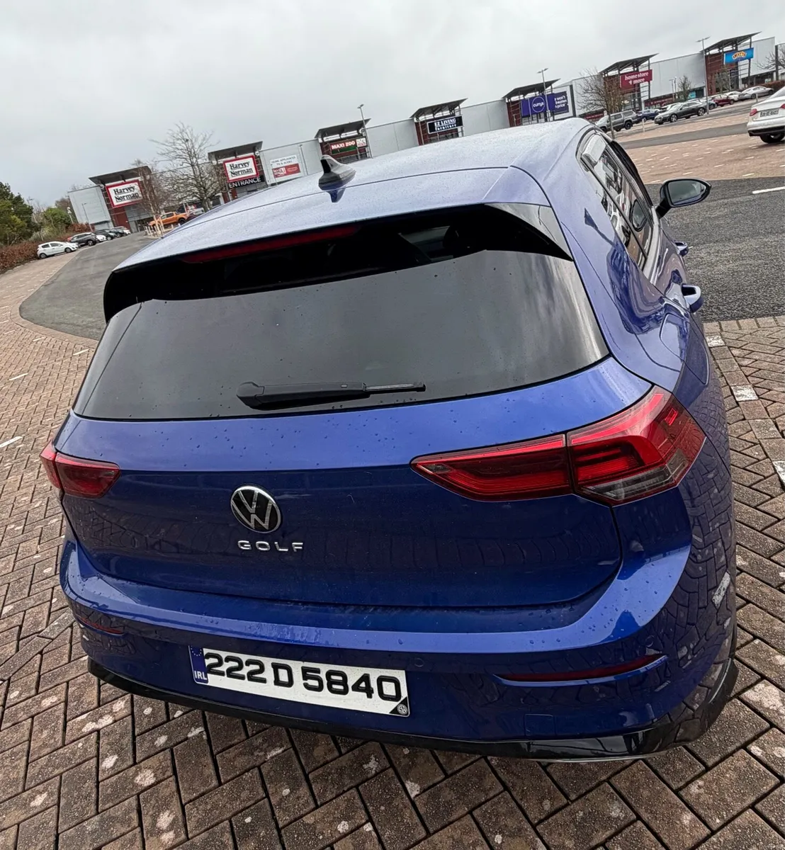 2022 VW Golf R-Line - Image 2