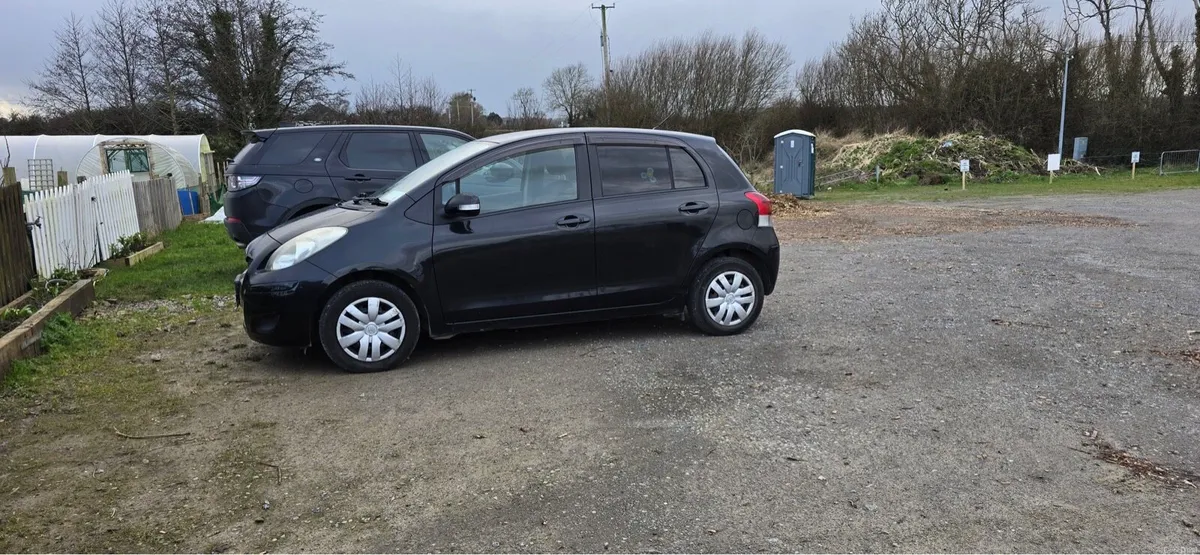 Toyota vitz 2009 automatic - Image 1