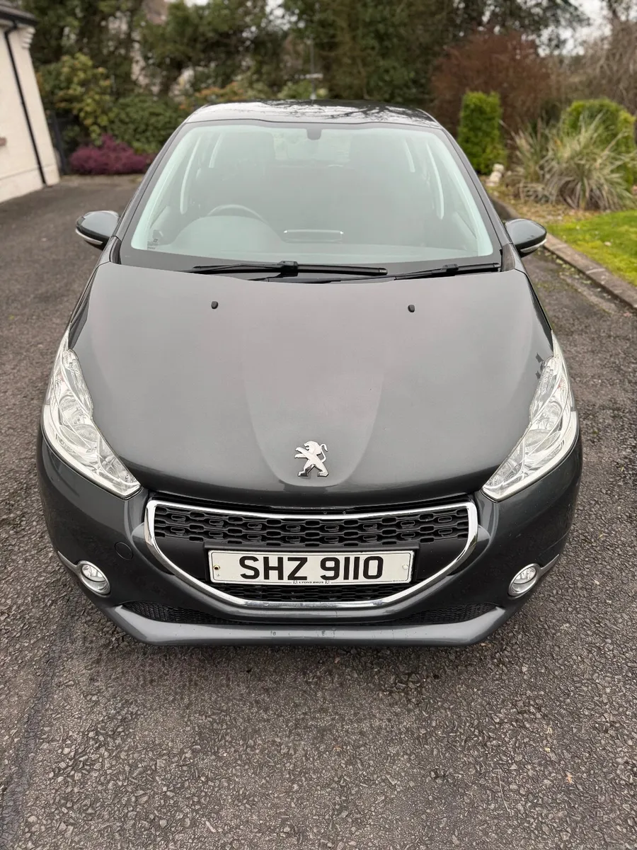 Peugeot 208 2014 - Image 2