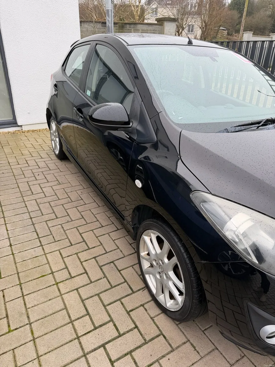 Mazda 2 car - Image 4