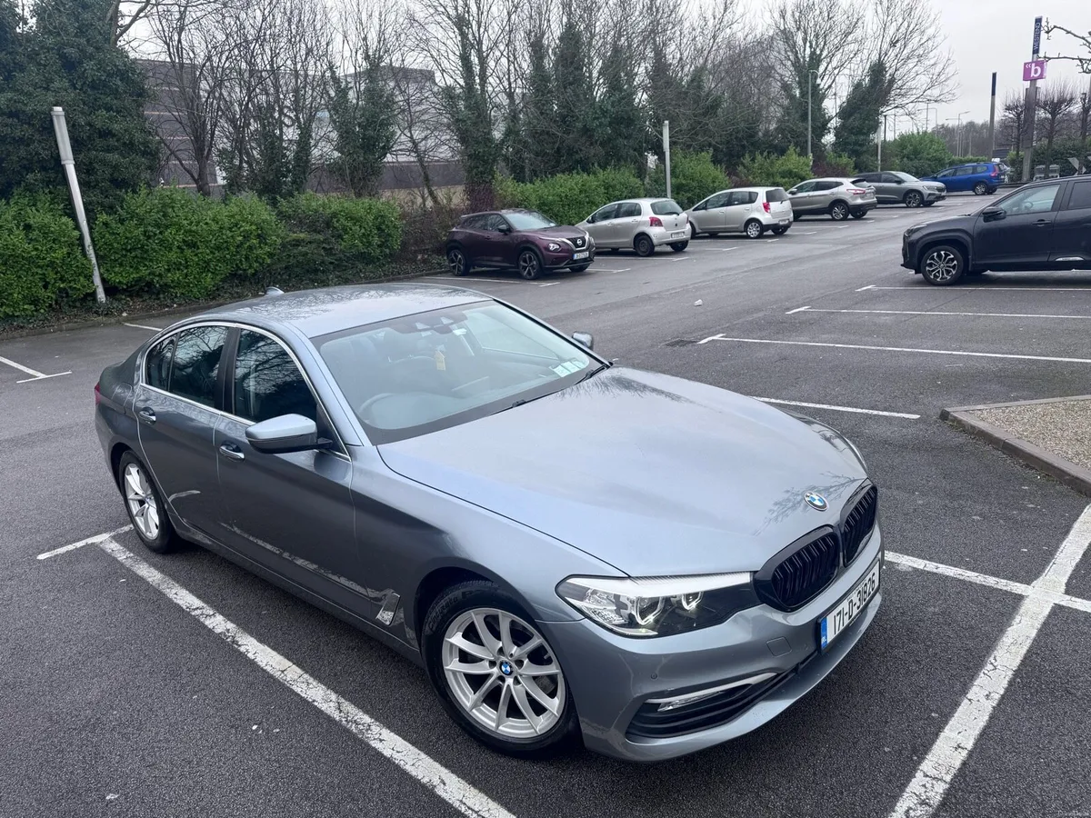BMW 5-Series 520D - Image 1