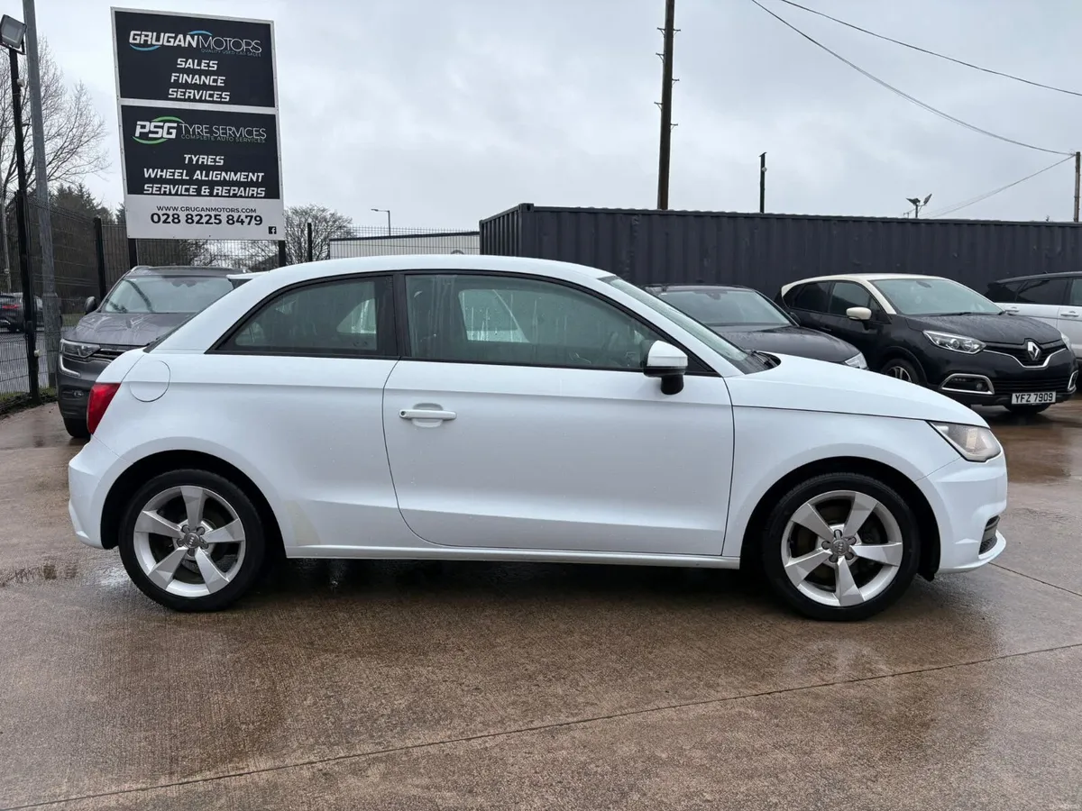 2015 Audi A1 VRT & NOX APPROX €992 - Image 3