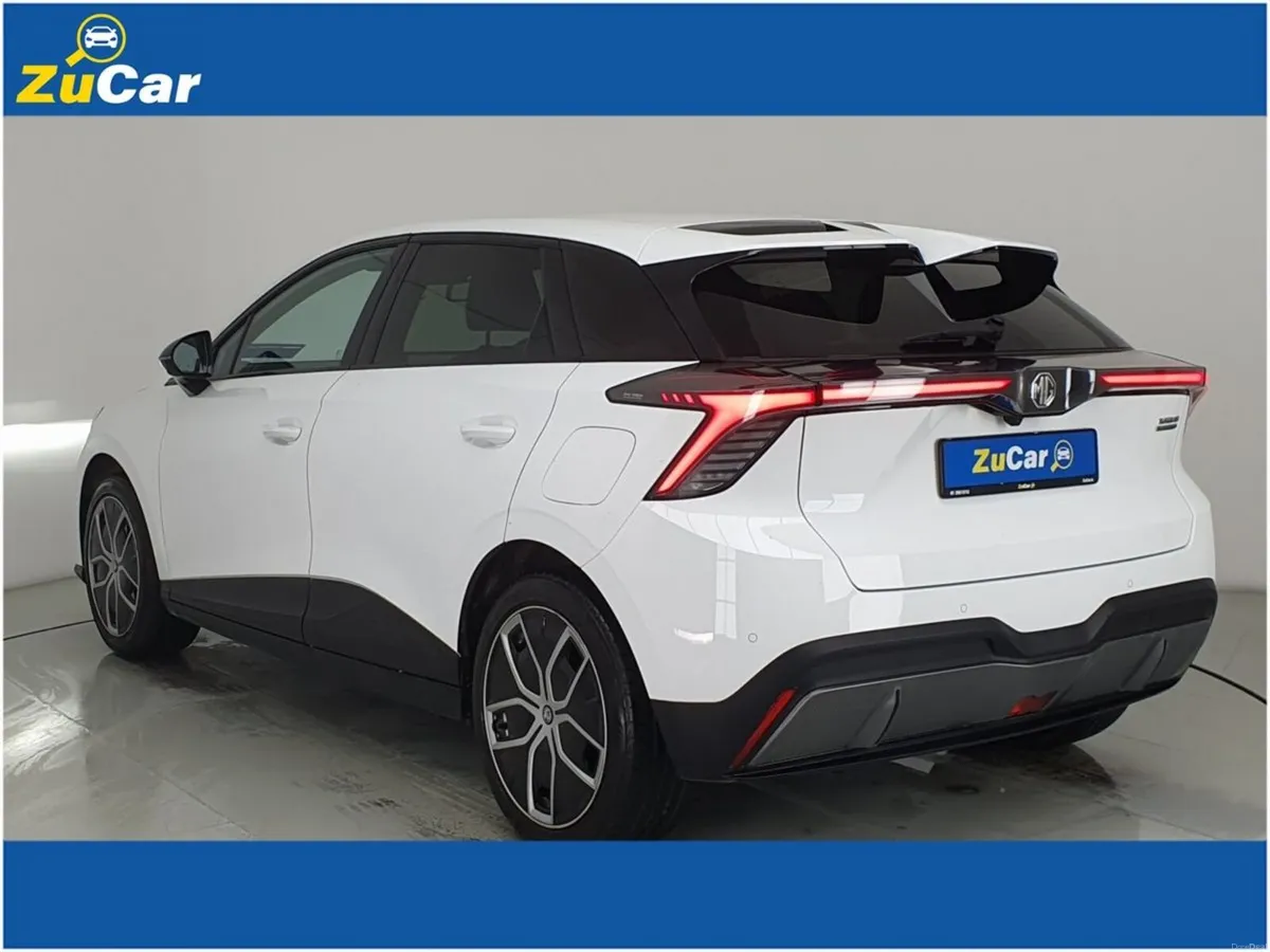 MG MG4 4 Trophy  Trophy  203 Electric 64kWh Auto - Image 4