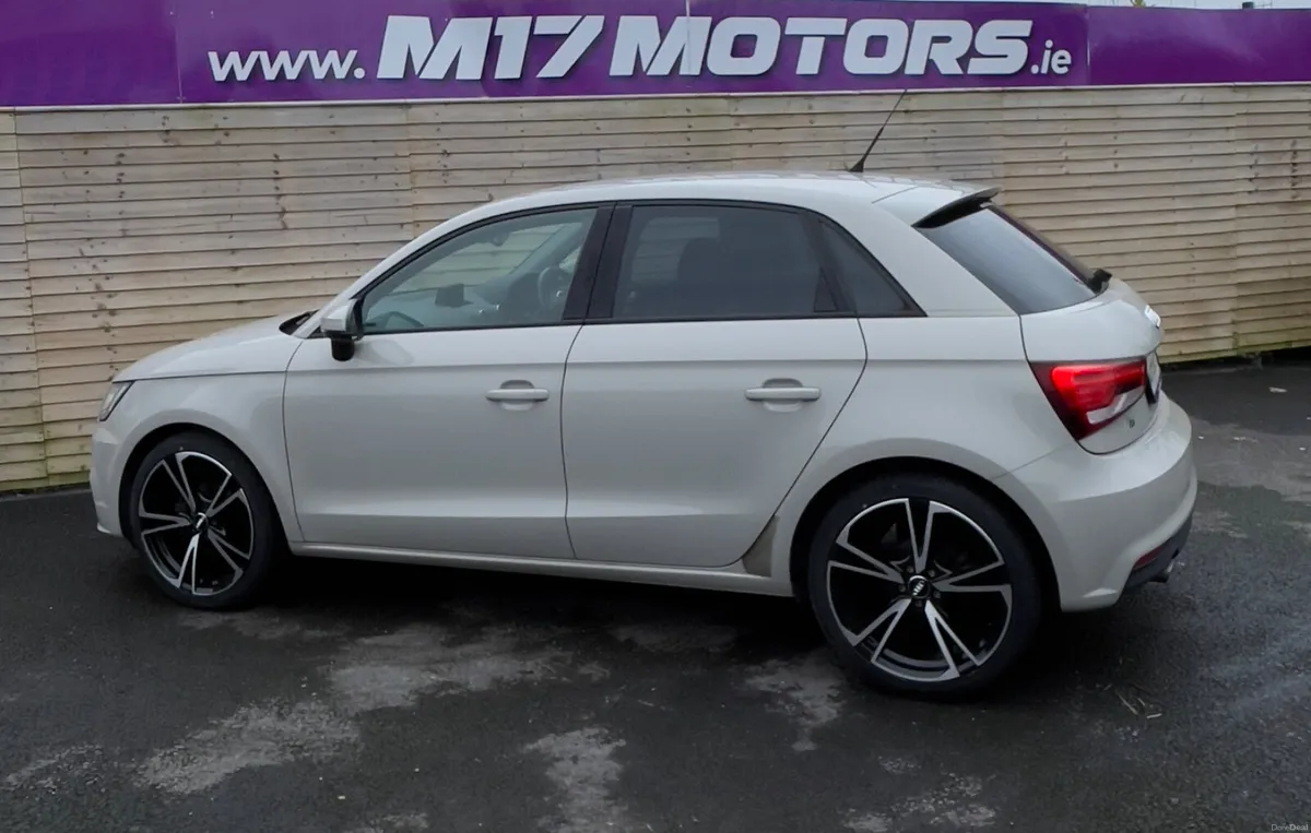 Audi A1 Rare Colour 1.0 TFSI - Image 4