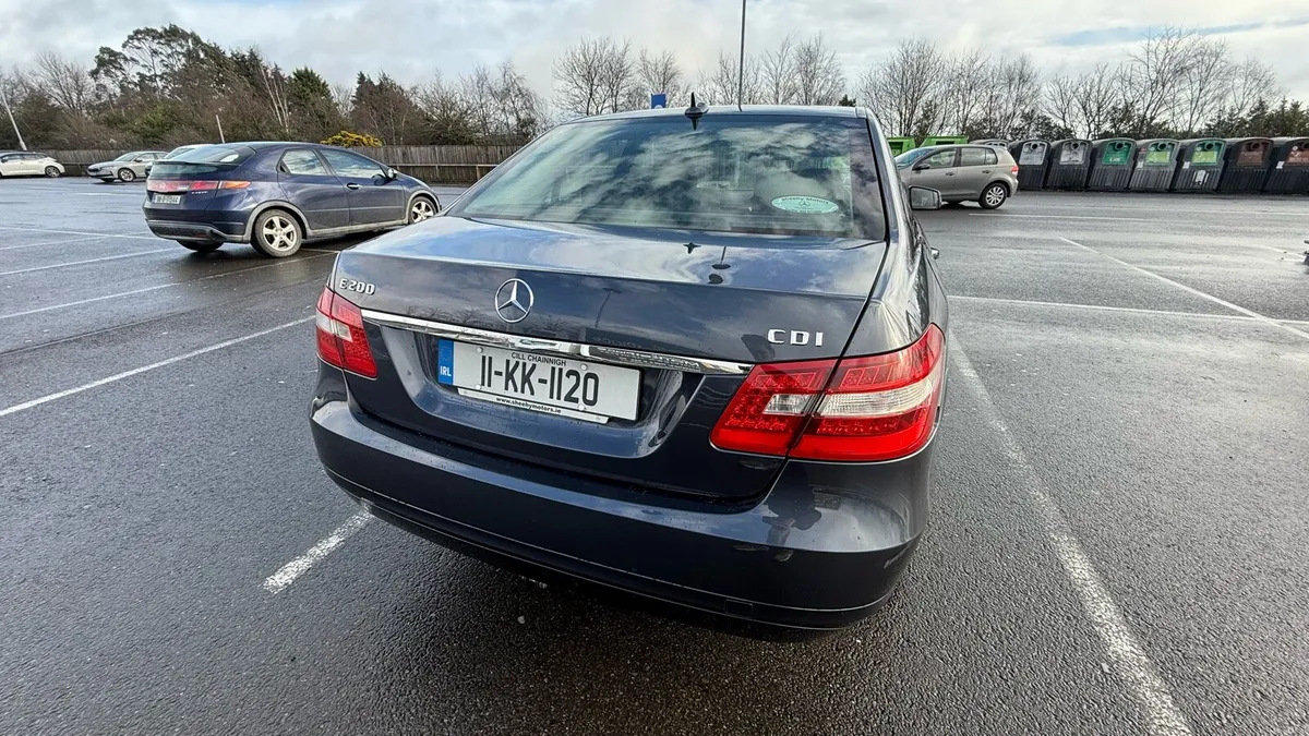 Mercedes E Class - Image 2