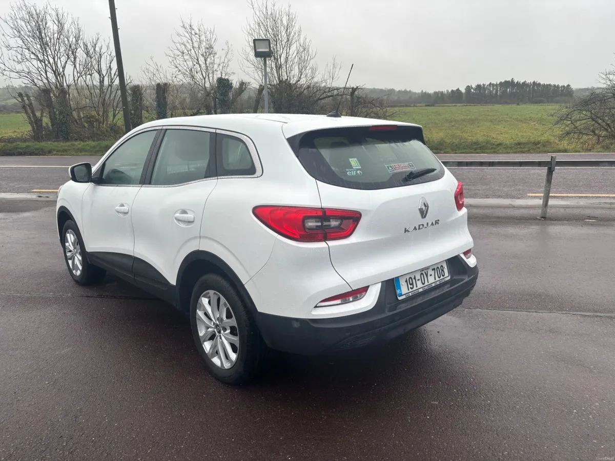 2019 Renault Kadjar Low Mileage - Image 5