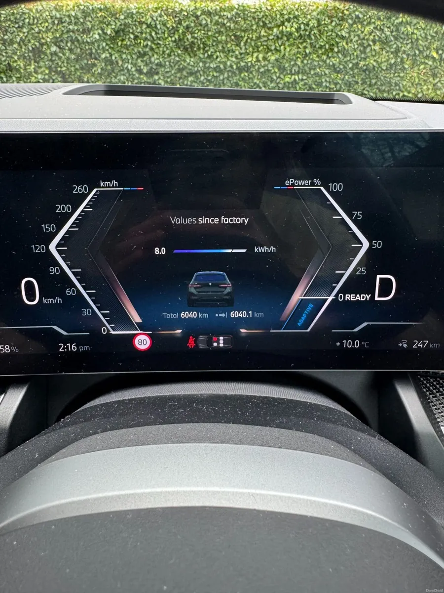 BMW i5 Touring 2025, M Sport Pro, Panoramic Roof - Image 2