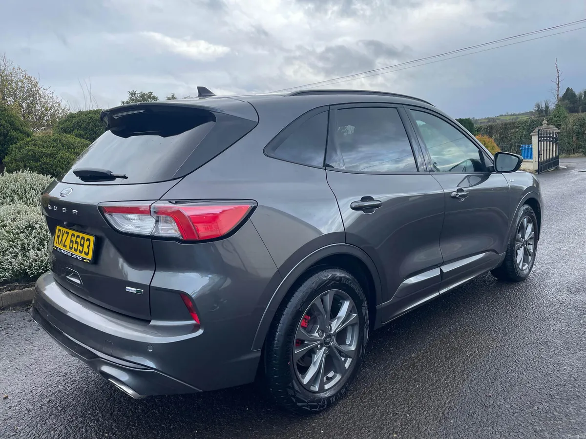 Ford Kuga DIESEL ESTATE - Image 2