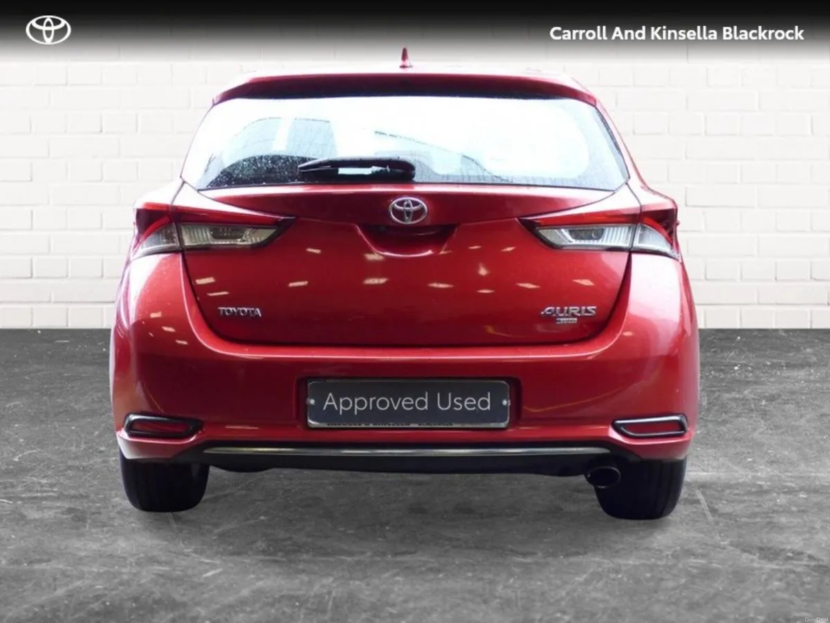 Toyota Auris 1.2T Luna Manual - Image 4