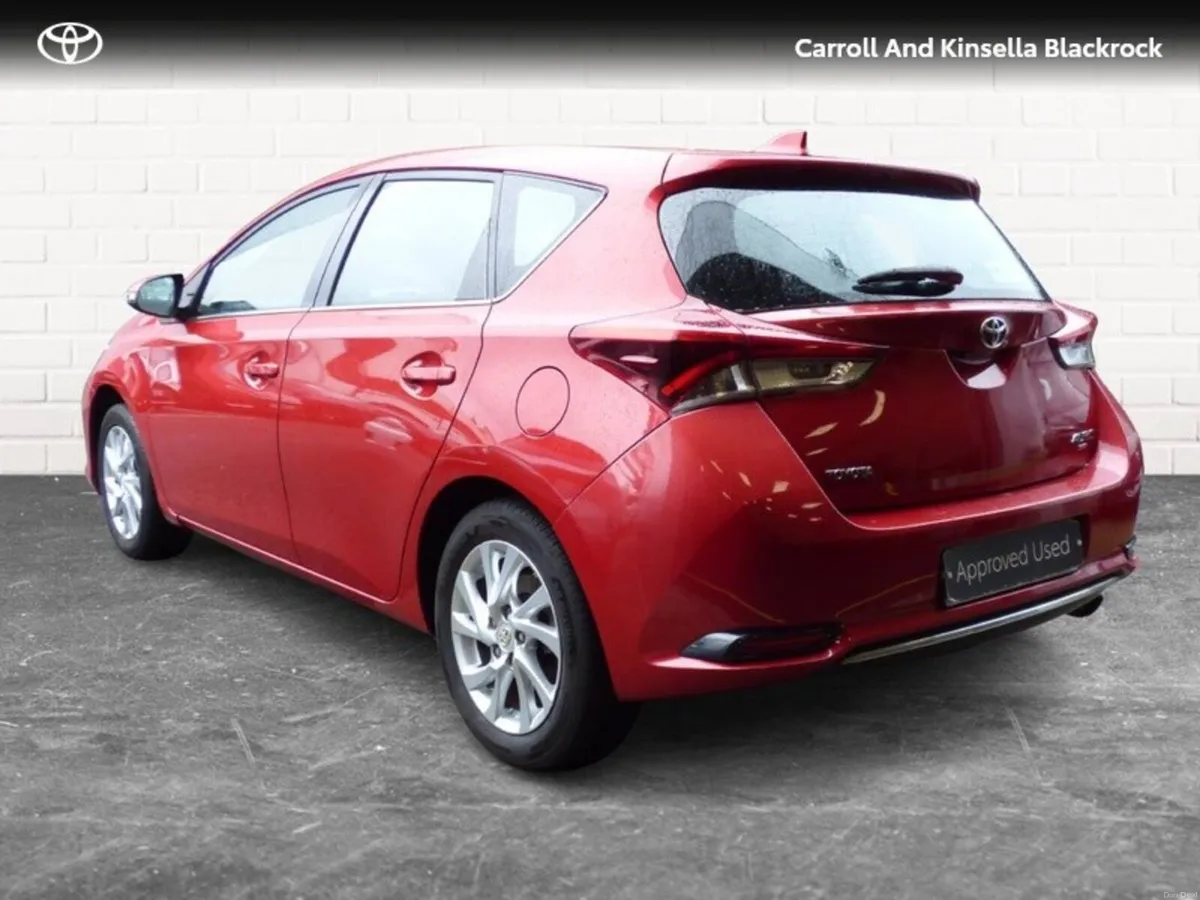 Toyota Auris 1.2T Luna Manual - Image 2