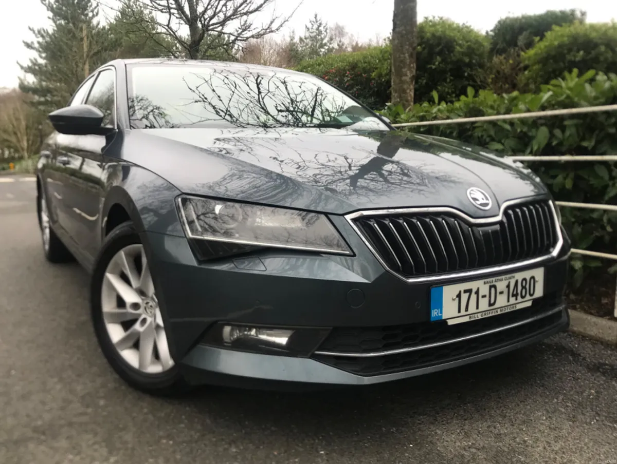 Skoda Superb 1.6 TDI 120bhp Style DSG Auto - Image 1