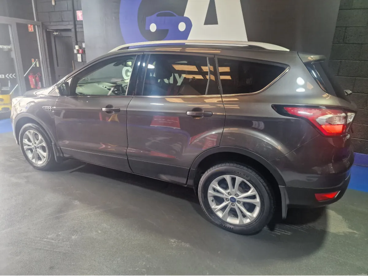 Ford Kuga 2.0 TITANIUM TDCI **REAR CAMERA HALF LEA - Image 6