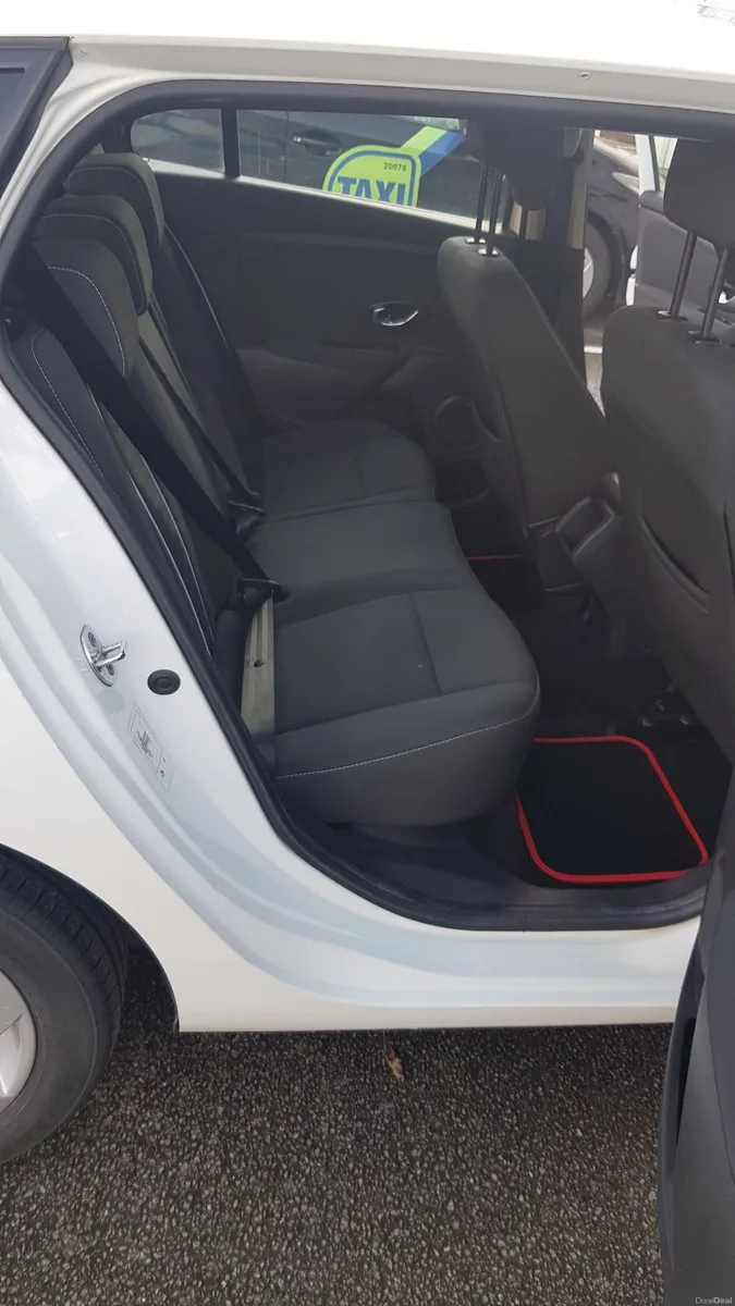 2014 Renault Megane 1.5DCI DYNAMIQUE  TT  EN - Image 2