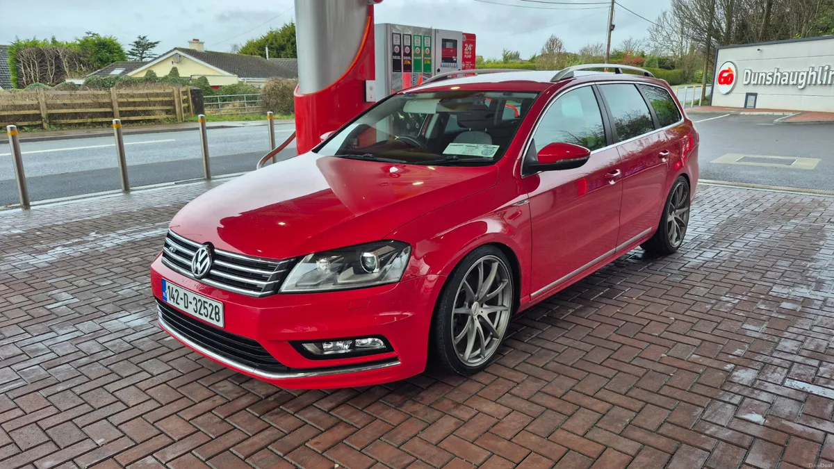 Vw Passat  1.4 TSI R -LINE AUTO LOW KM - Image 1