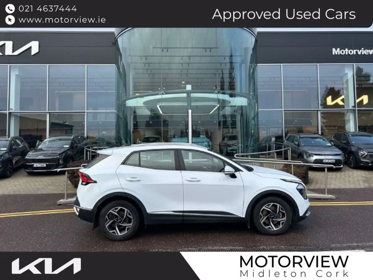 Kia Sportage 1.6d Premium Spec, **1 owner from new - Image 1